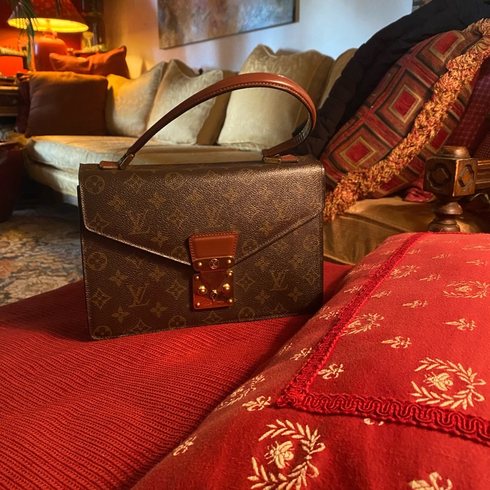 Brand new / original Louis Vuitton Purse